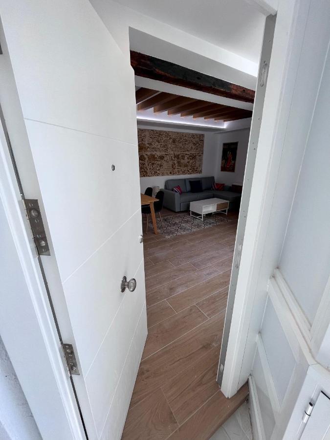Apartamento Gatu Premium Flamenca , Preferente Mayores De 25 Anos Y Familias *